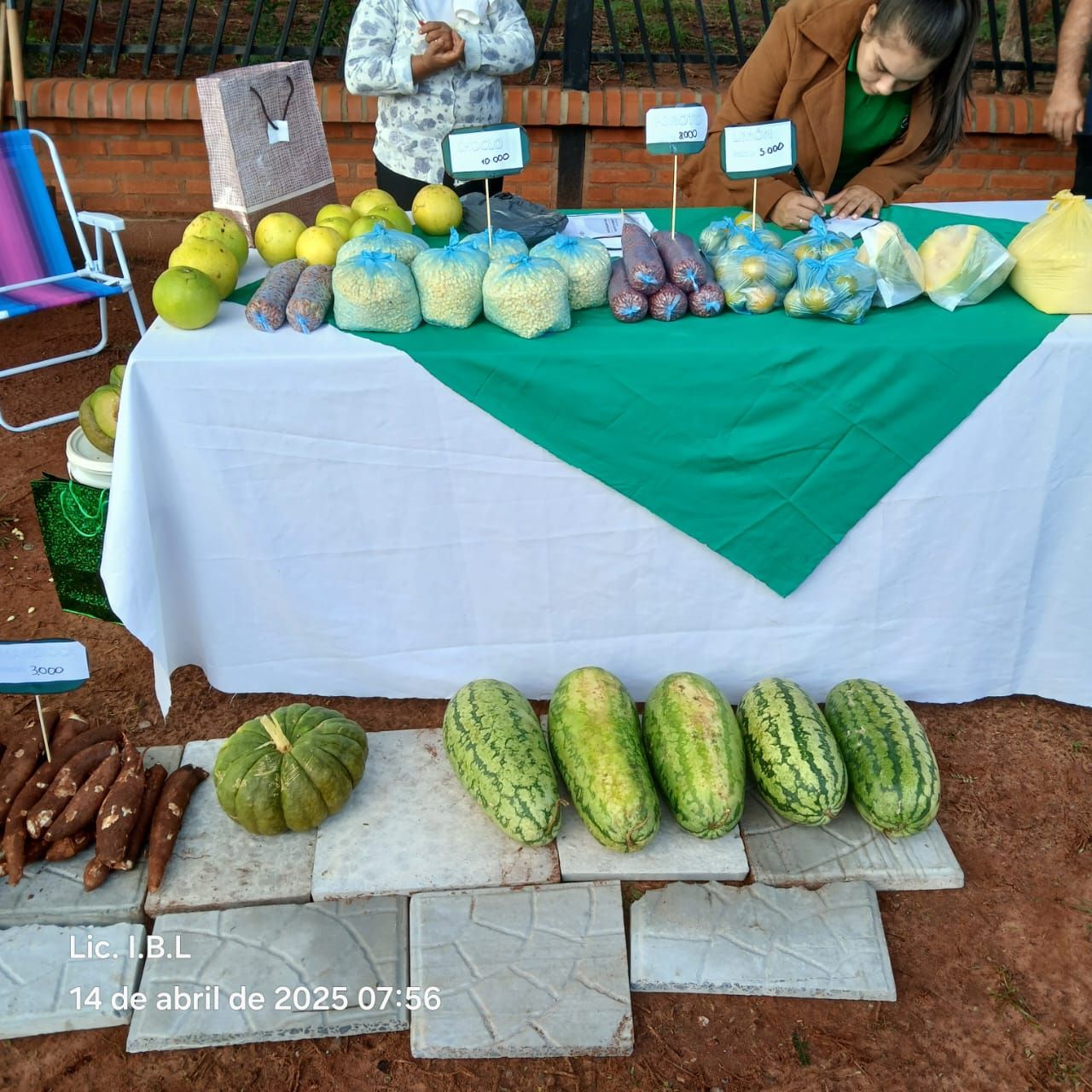 Participantes de Tekoporã Mbarete ofrecen productos en ferias en varias ciudades del país