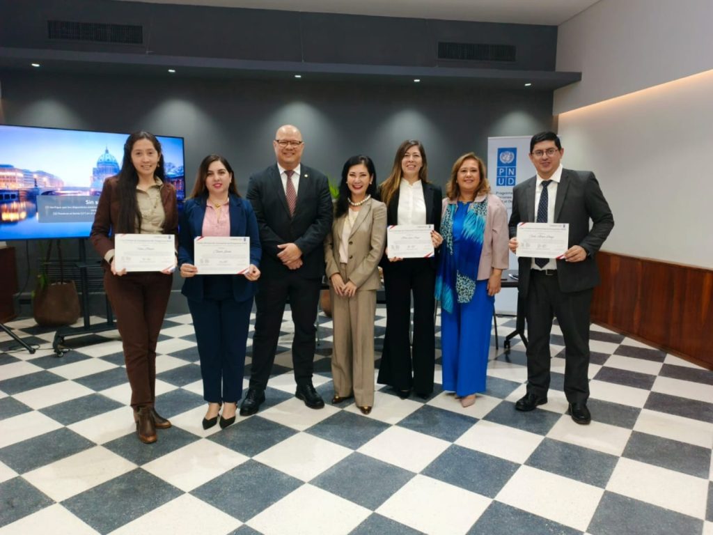 Funcionarios del MDS concluyen exitosamente Curso Virtual de Evaluación de Proyectos