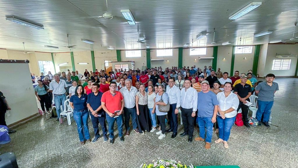 En Areguá presentaron proyecto social para beneficiar a productores de frutilla